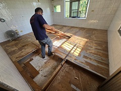 ������s���a�O